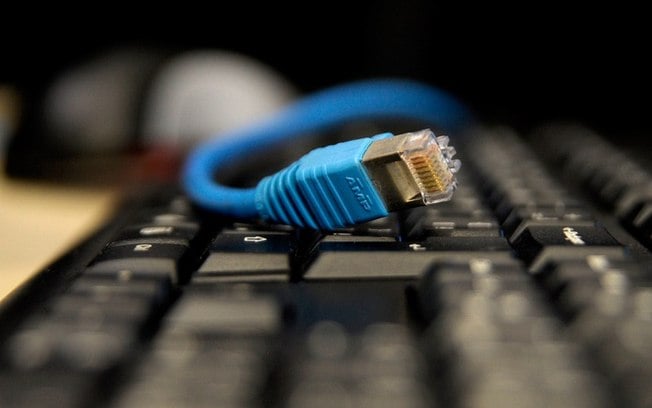 Anatel pretende manter proibição do corte da banda larga em 2017