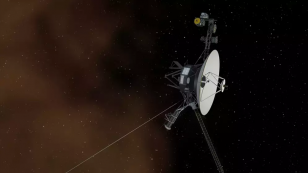 Voyager 1 usa propulsores reservas depois de 37 anos