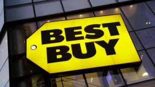 Funcionários da Best Buy compram video-game para garoto que ia jogar na loja todos os dias