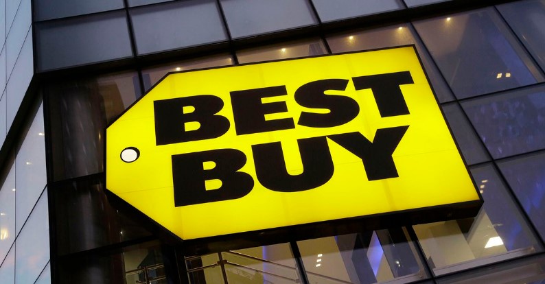 Funcionários da Best Buy compram video-game para garoto que ia jogar na loja todos os dias